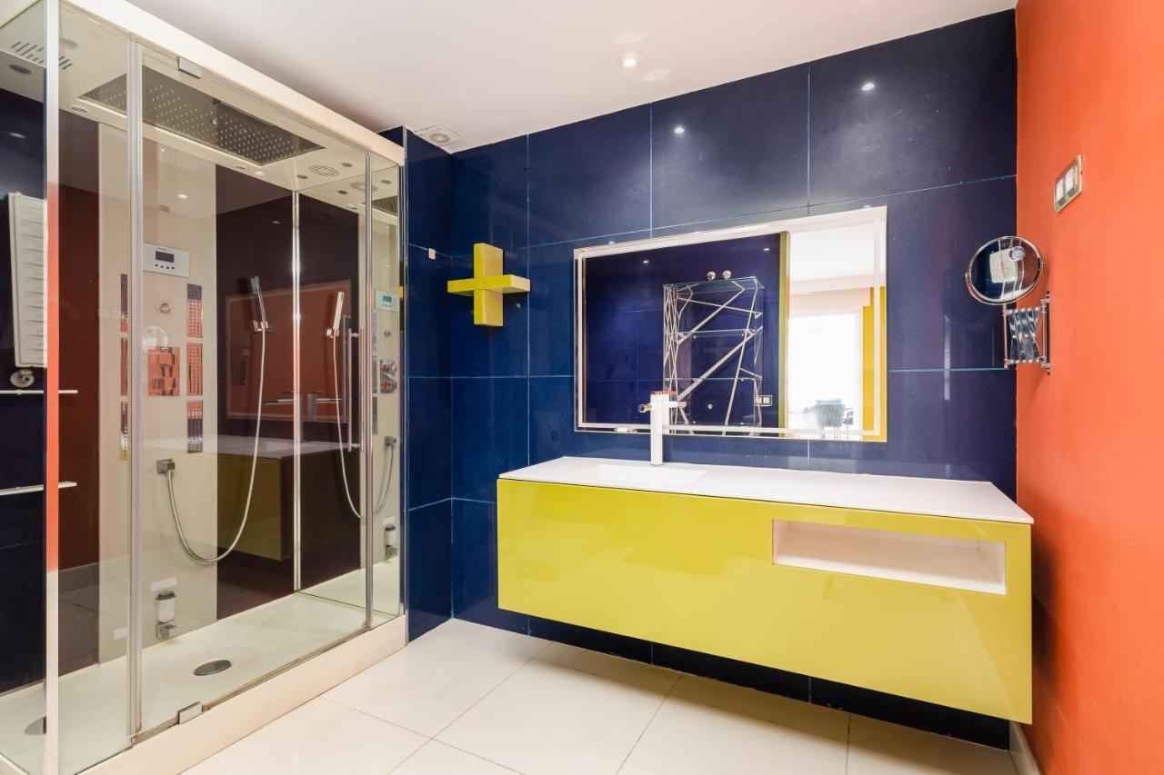Puerto Banus, Edificio Tembo, 2 Bedroom Apartment, Parking And Pool Marbella Esterno foto